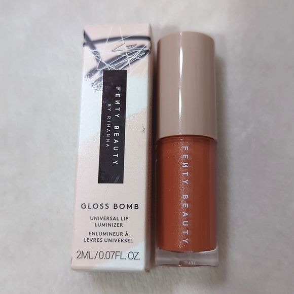 Fenty & Basic Beauty Gloss Bundle! - Picture 3 of 11